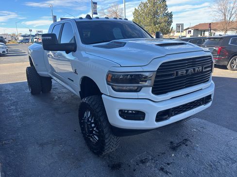 Used 2023 RAM 3500 Laramie w/ Night Edition image 4