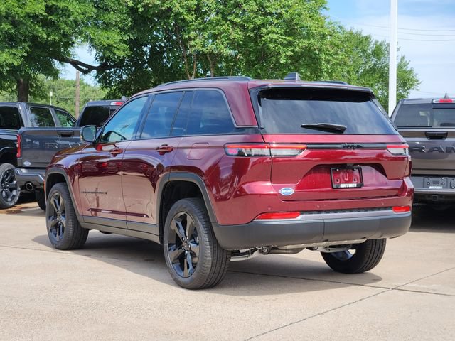 New 2026 Jeep Grand Cherokee Limited w/ Limited Altitude Package RWD image 4