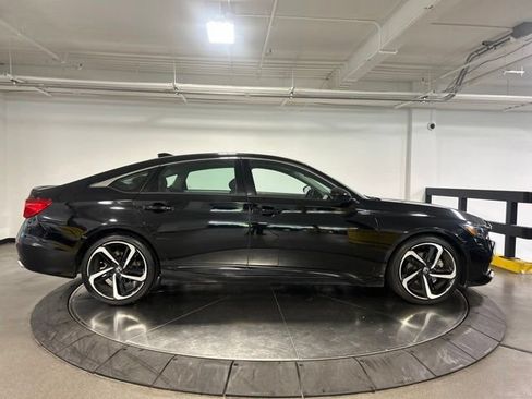 Used 2022 Honda Accord Sport Special Edition image 18