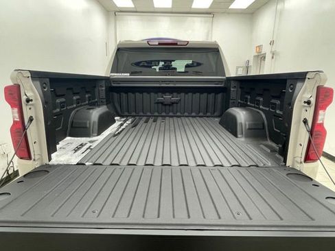 New 2026 Chevrolet Silverado 1500 Custom Trail Boss w/ Dark Appearance Package image 11