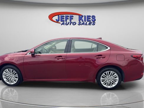 Used 2015 Lexus ES 350 w/ Luxury Package FWD image 8