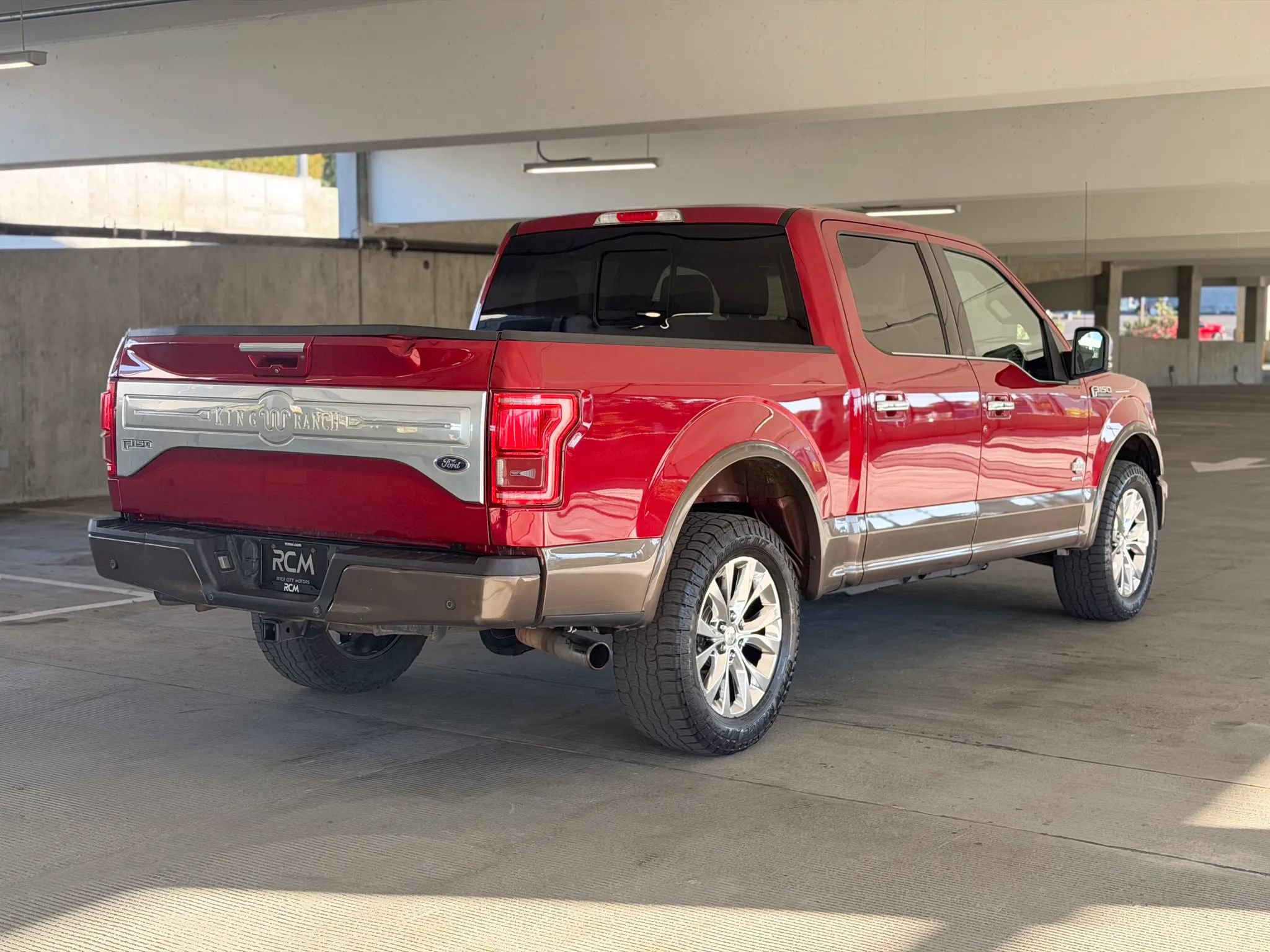 Used 2016 Ford F150 King Ranch w/ Equipment Group 601A Luxury AWD/4WD image 5