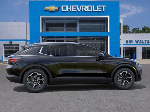 New 2026 Chevrolet Equinox EV LT AWD/4WD image 5