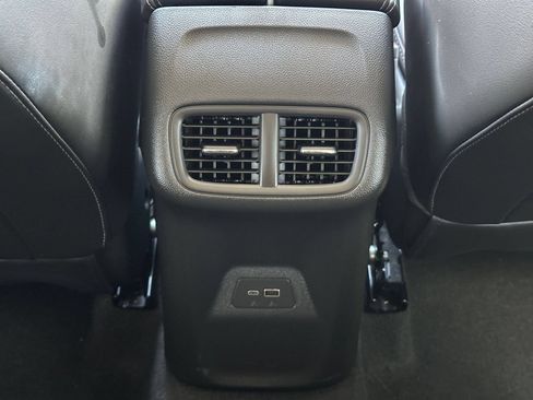 Used 2024 Buick Envision Preferred AWD/4WD image 24