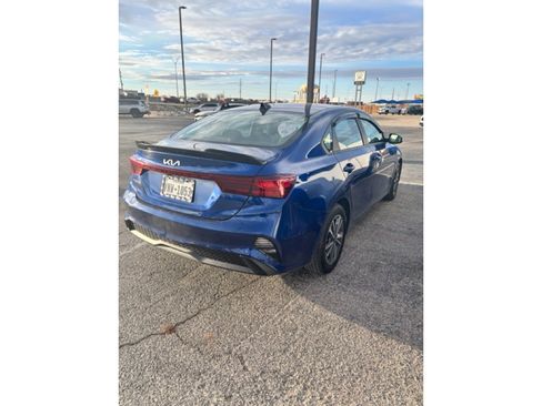 Used 2024 Kia Forte LXS w/ LXS Technology Package image 5