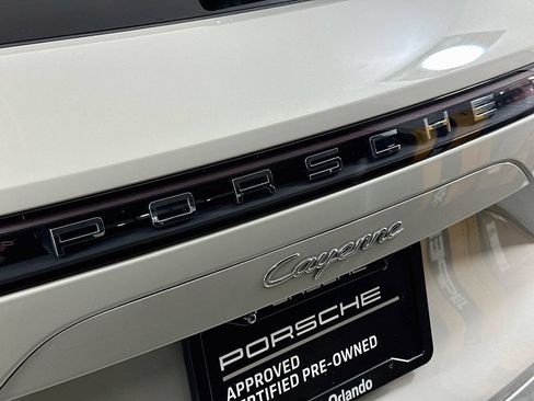 Used 2021 Porsche Cayenne AWD/4WD image 34