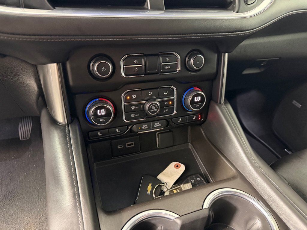 Used 2021 Chevrolet Tahoe Z71 w/ Z71 Off-Road Package AWD/4WD image 18