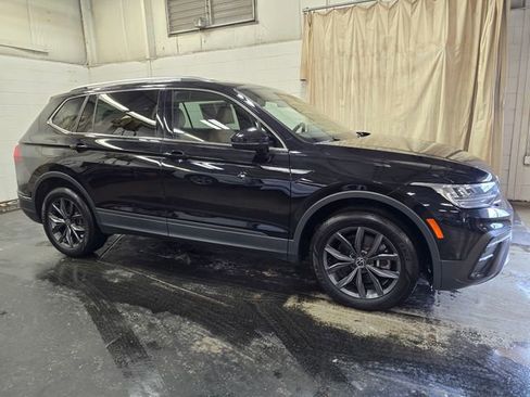 Used 2022 Volkswagen Tiguan SE FWD image 5