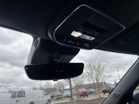 New 2026 Chevrolet Traverse RS image 31