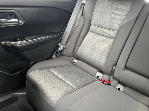 Used 2025 Nissan Rogue SV AWD/4WD image 44