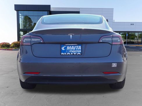 Used 2023 Tesla Model 3 Standard Range RWD image 4