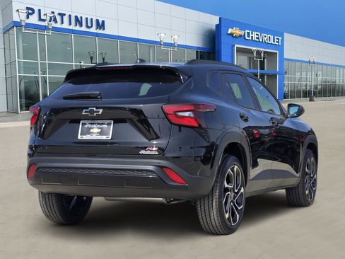 New 2026 Chevrolet Trax RS w/ Driver Confidence Package image 5