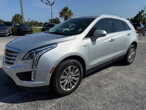 Used 2017 Cadillac XT5 Luxury FWD image 3