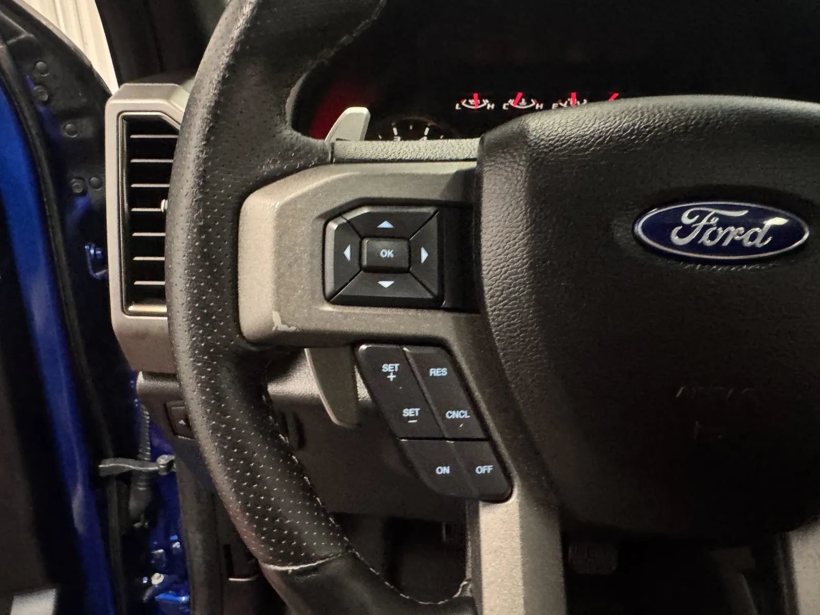Used 2018 Ford F150 Raptor w/ Equipment Group 801A Mid AWD/4WD image 21