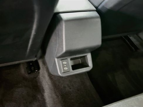 Used 2025 Kia K4 FWD image 27