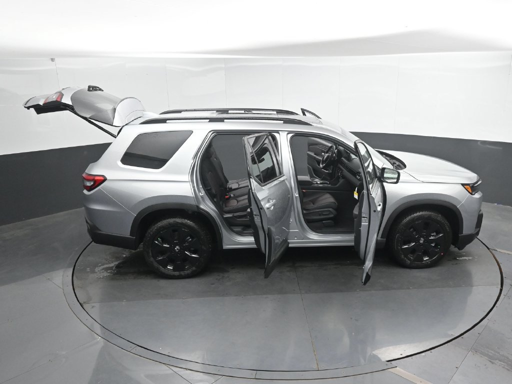 New 2026 Honda Pilot Black Edition image 44