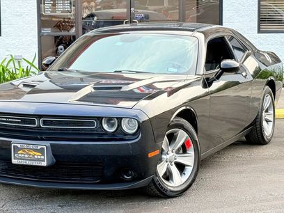 Used 2016 Dodge Challenger SXT