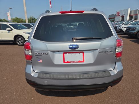 Used 2015 Subaru Forester 2.5i Premium w/ Popular Package #2 AWD/4WD image 4