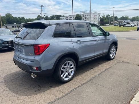 Used 2025 Honda Passport EX-L image 19