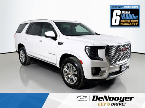 Used 2024 GMC Yukon Denali w/ Advanced Technology Package AWD/4WD image 1