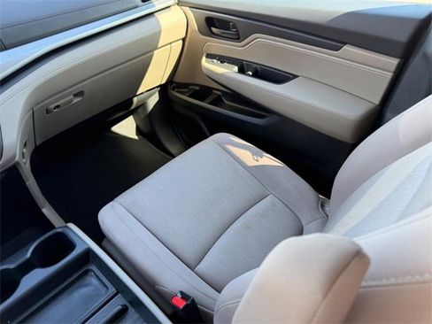 Used 2020 Honda Odyssey EX image 17