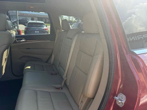 Used 2013 Jeep Grand Cherokee Limited AWD/4WD image 10
