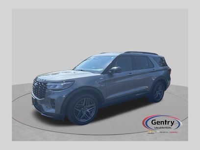Used 2025 Ford Explorer ST-Line w/ ST-Line Street Pack