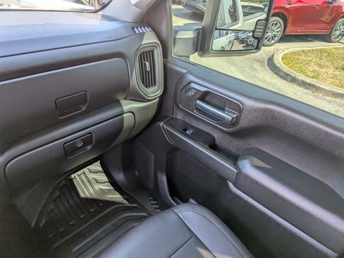 Used 2022 Chevrolet Silverado 2500 W/T w/ WT Convenience Package RWD image 17