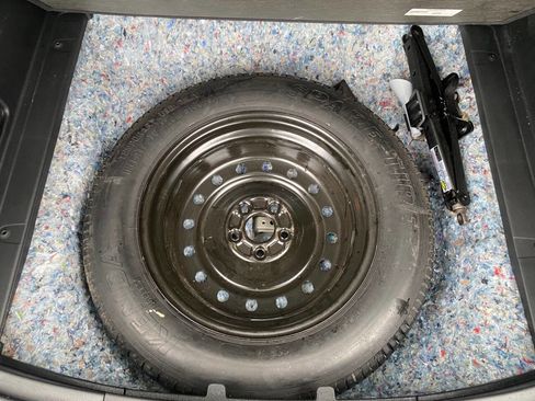 Used 2017 Honda CR-V EX image 37