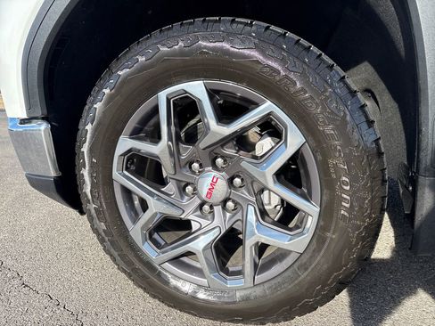 Certified 2026 GMC Sierra 1500 SLT w/ SLT Premium Plus Package image 57