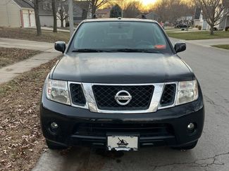 Used 2011 Nissan Pathfinder Silver video 1