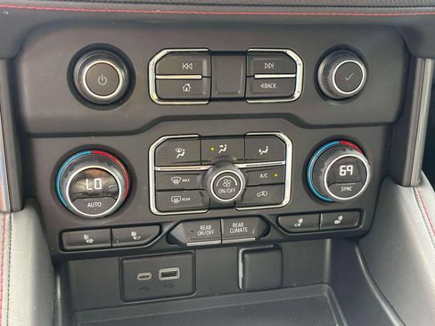 Used 2023 Chevrolet Tahoe RST w/ Luxury Package AWD/4WD image 19