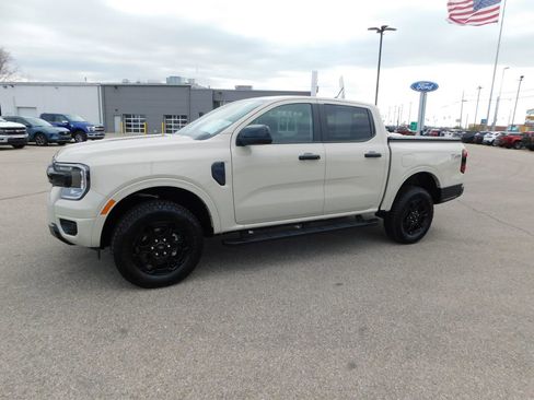 Used 2025 Ford Ranger XLT w/ FX4 Off-Road Package AWD/4WD image 11