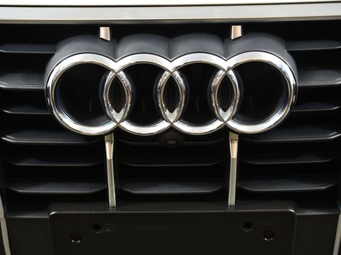 Used 2022 Audi Q7 Premium Plus w/ Premium Plus Package image 15