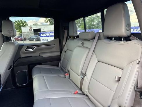 Used 2024 Chevrolet Silverado 1500 LTZ AWD/4WD image 34