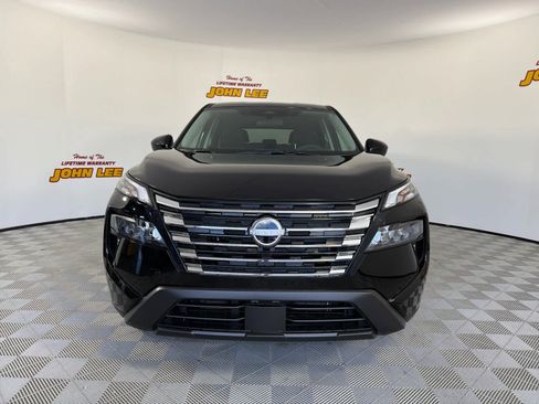 New 2026 Nissan Rogue SV image 9