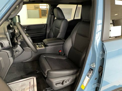 New 2026 Toyota Land Cruiser w/ Premium Package AWD/4WD image 11