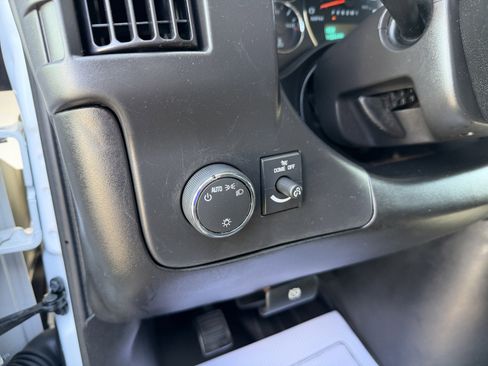 Used 2024 GMC Savana 2500 w/ Driver Convenience Package RWD image 14