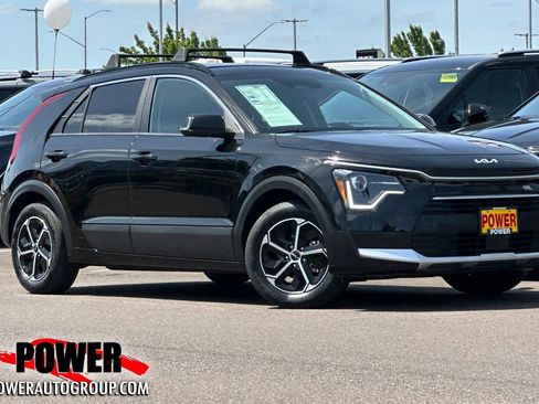 Used 2024 Kia Niro EX w/ EX Cold Weather Package FWD image 1