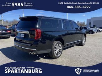 Used 2022 GMC Yukon XL Denali w/ Denali Premium Package video 3