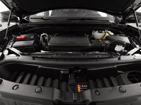 Used 2023 Chevrolet Suburban RST image 39