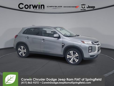 Used 2024 Mitsubishi Outlander Sport SE image 1