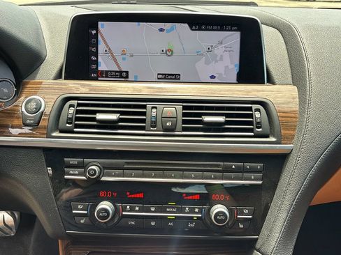 Used 2018 BMW 650i Convertible RWD image 22