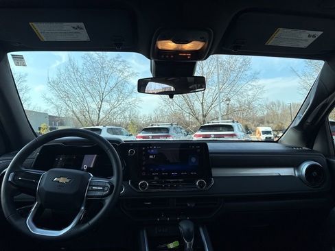 Used 2024 Chevrolet Colorado LT image 26