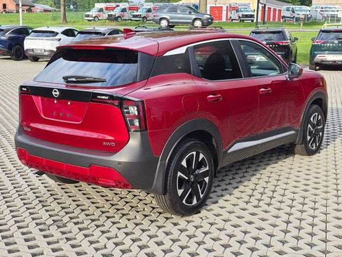 Certified 2025 Nissan Kicks SV AWD/4WD image 4