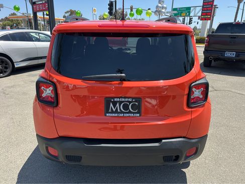 Used 2017 Jeep Renegade Altitude image 12