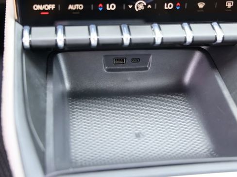 New 2026 GMC Terrain Elevation w/ Elevation Premium Package FWD image 21