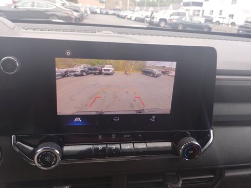 Used 2023 Chevrolet Colorado Trail Boss image 21