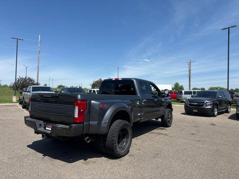 Used 2017 Ford F350 Platinum w/ Platinum Ultimate Package AWD/4WD image 5