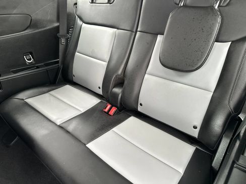 Certified 2023 Ford Explorer XLT w/ Equipment Group 202A RWD image 14